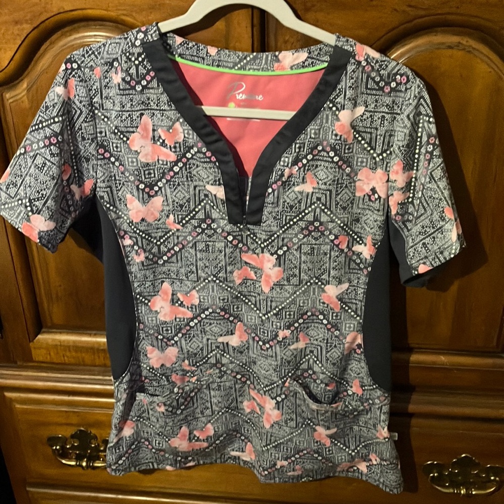Patterned Scrub Top with Pink Accents